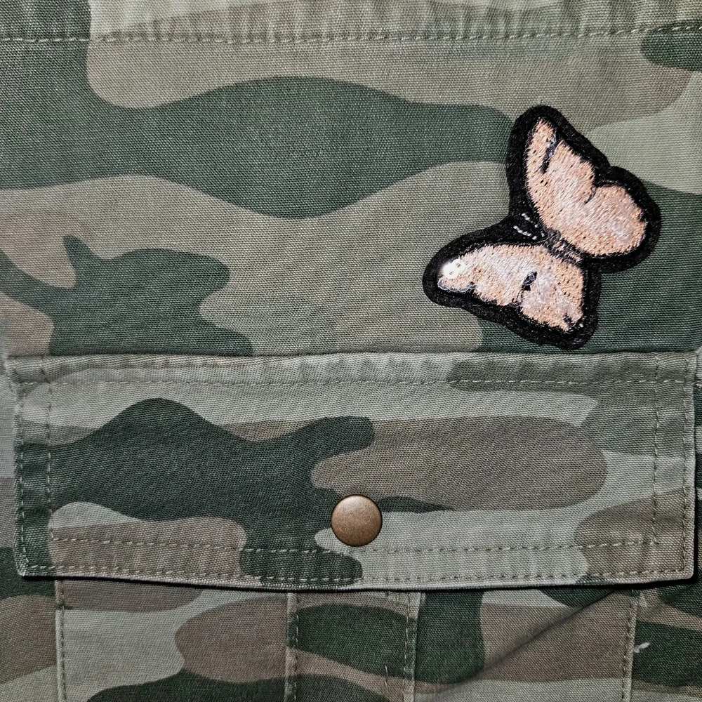 Justice Jacket Girls Size 16 / 18 Plus Camo Green Butterfly Star Patches Pockets